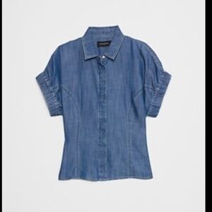 Banana Republic Seamed Chambray Shirt / Blouse :: size medium